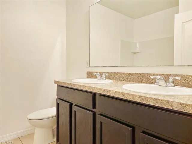 a bathroom with a bath tub