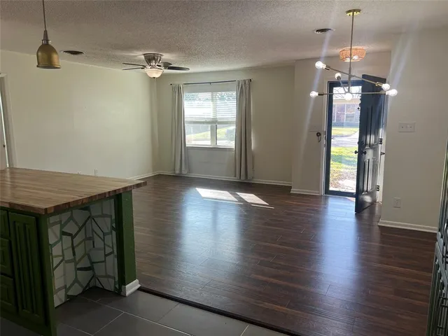 $2,400 | 7720 Gaston Avenue, Fort Worth, TX 76116