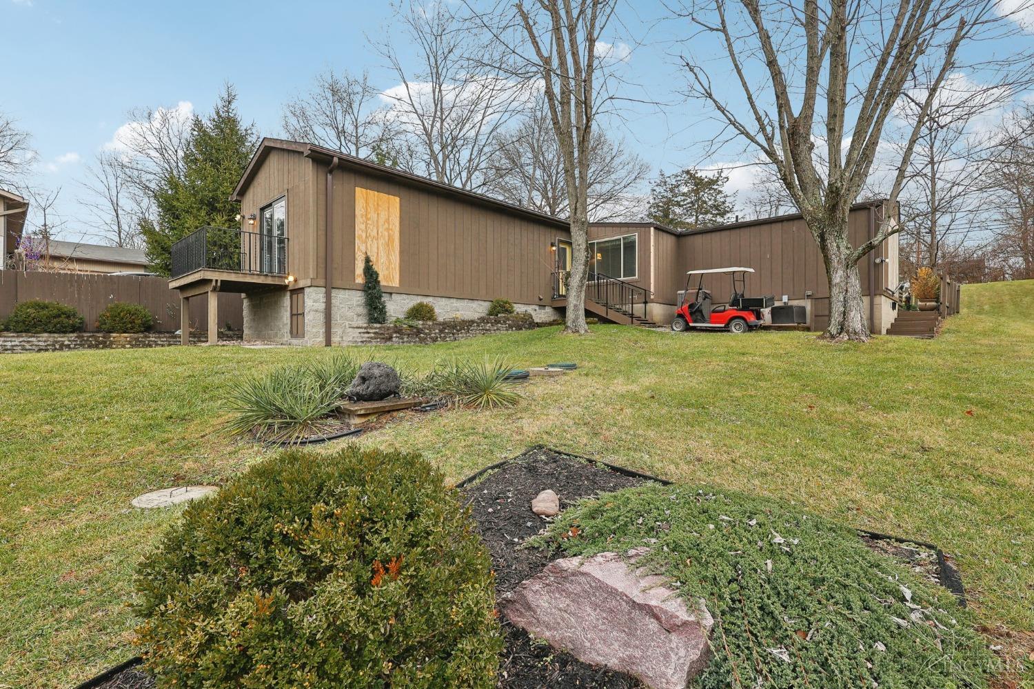 8253 Daleview Road Cincinnati, OH 45247 - Photo 38 of 40