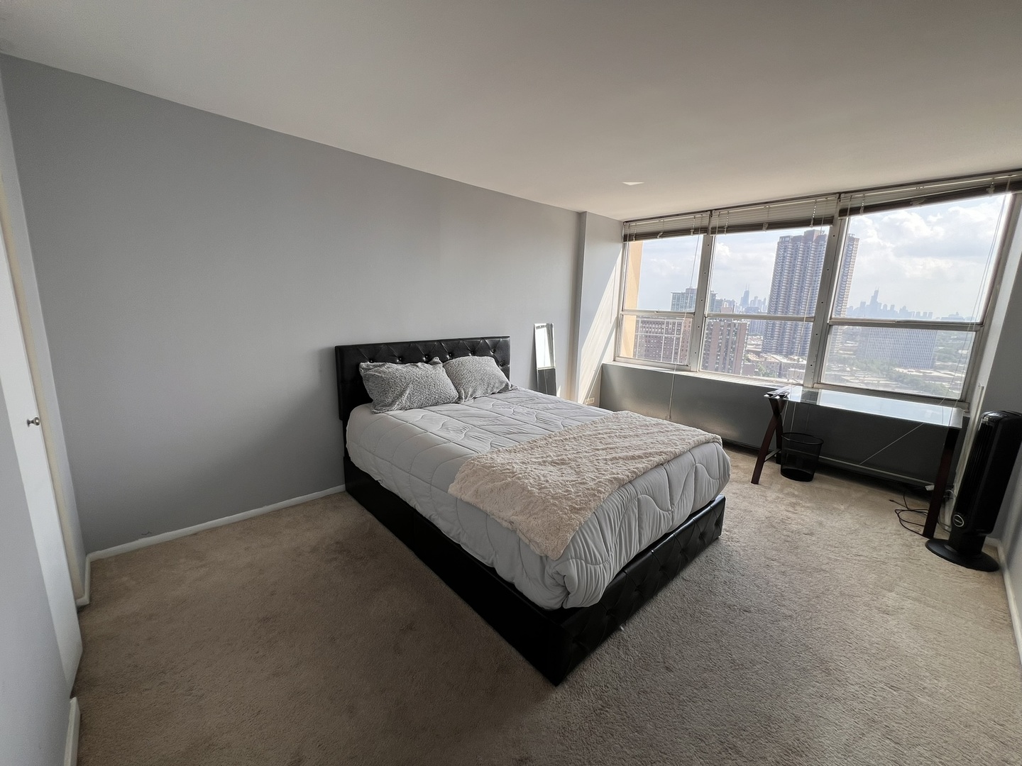 Undisclosed Address Chicago, IL 60613 - Photo 14 of 31 Gallery Image 14