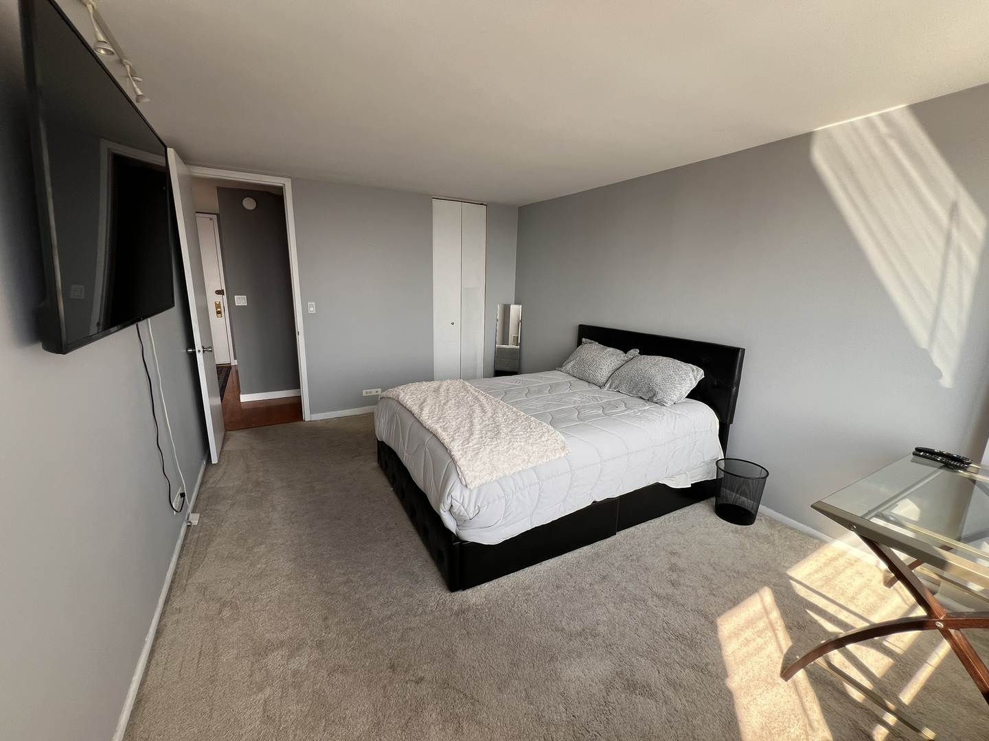 Undisclosed Address Chicago, IL 60613 - Photo 15 of 31 Gallery Image 15