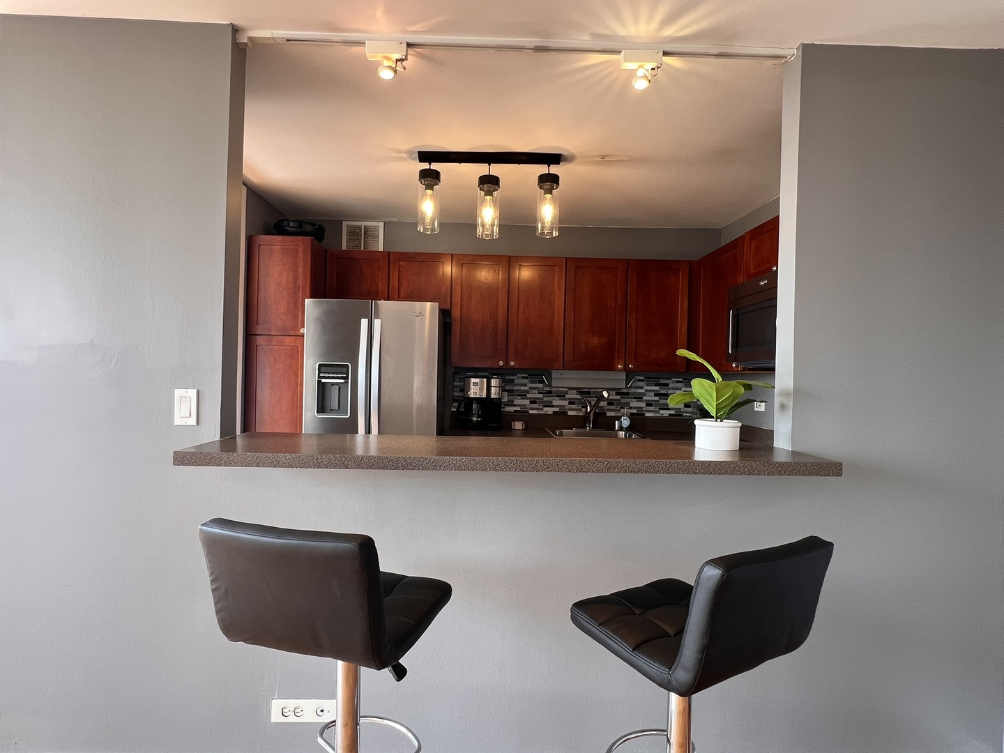 Undisclosed Address Chicago, IL 60613 - Photo 10 of 31 Gallery Image 10