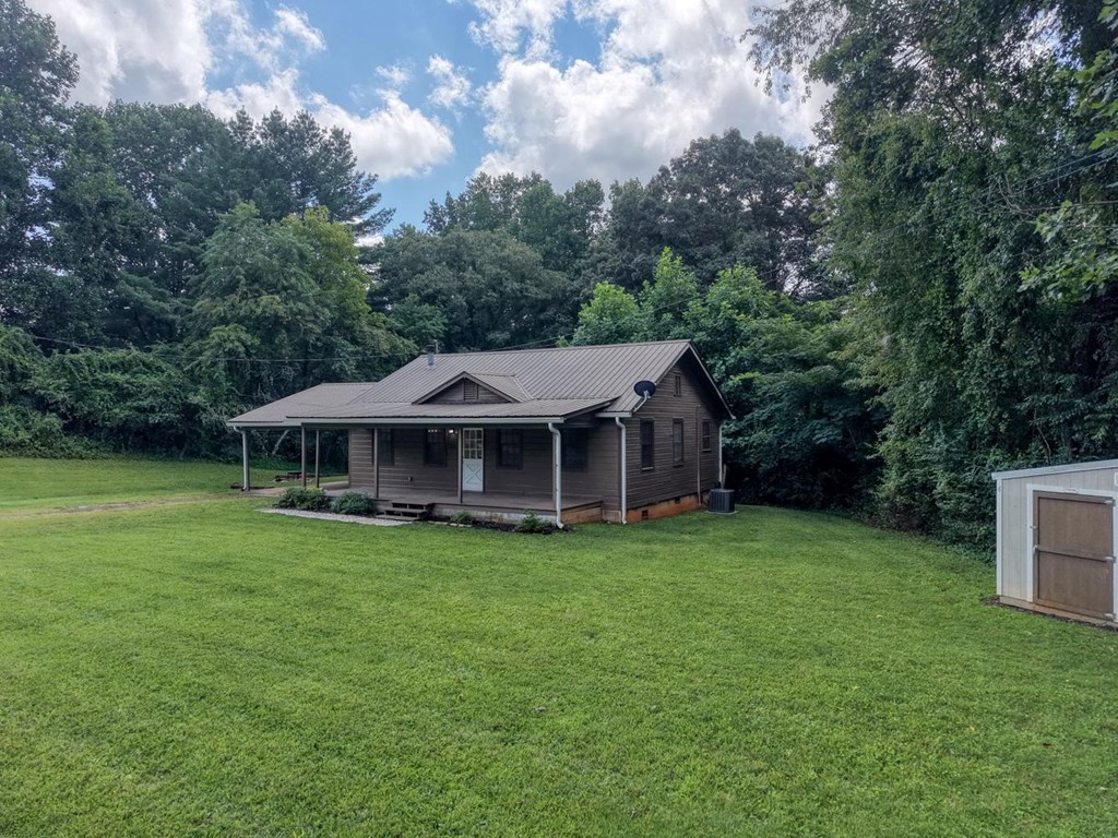 723 Bugscuffle Road Hiawassee, GA 30546 - Photo 29 of 35 Gallery Image 29