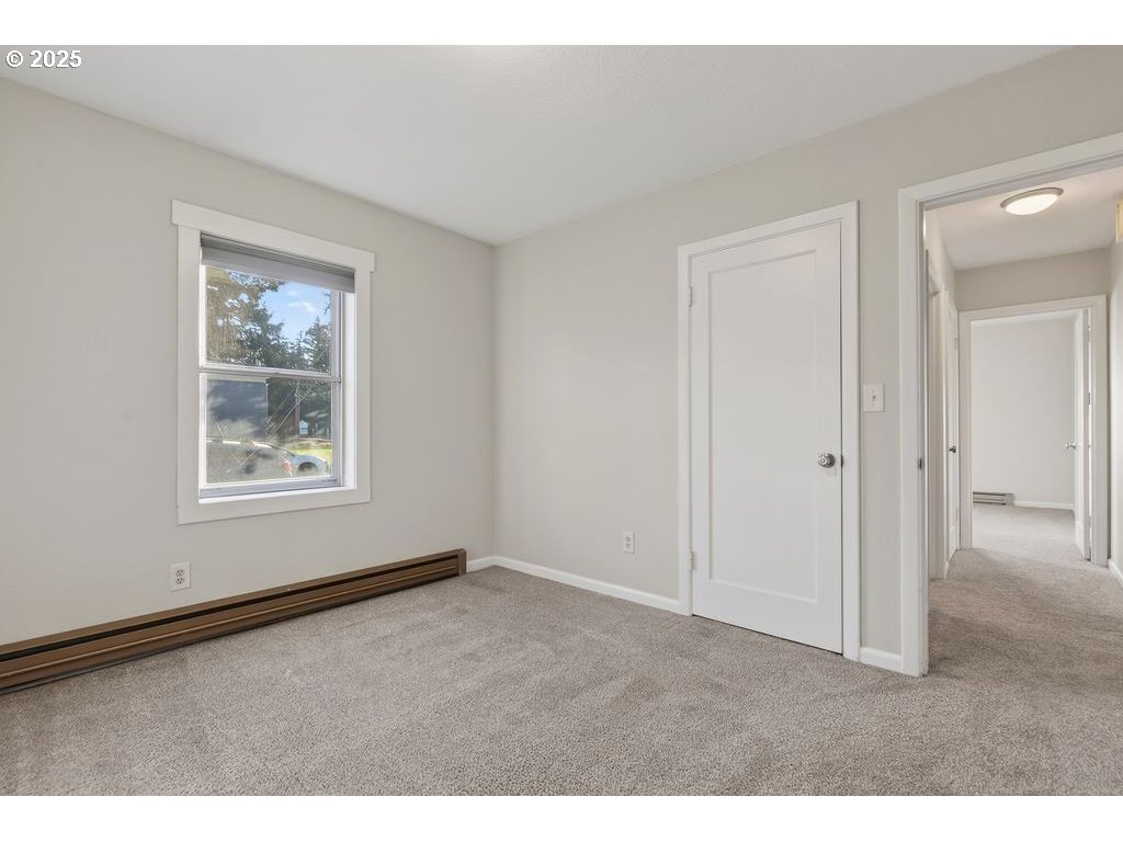 8618 St Helens Avenue Vancouver, WA 98664 - Photo 15 of 32