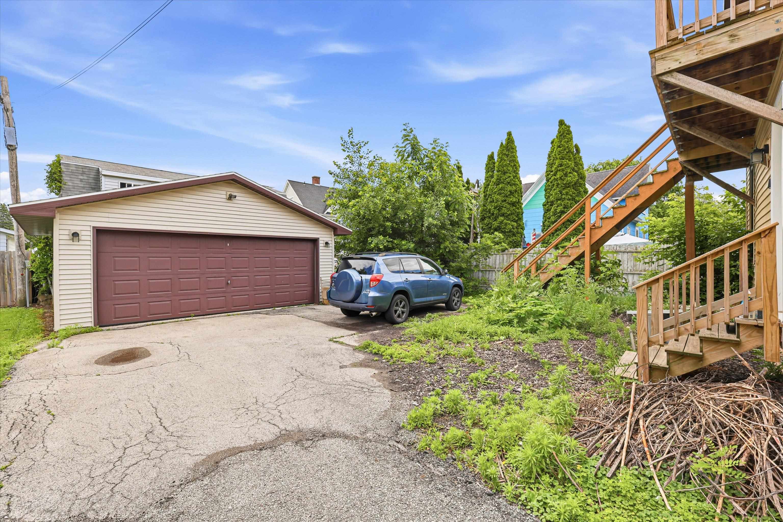 1010 North Division Street Appleton, WI 54911 - Photo 25 of 28