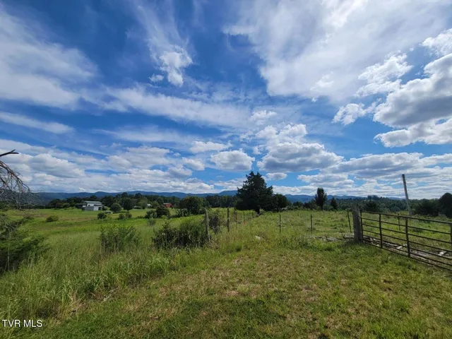 $208,000 | 279 Donald Broyles Road, Chuckey, TN 37641