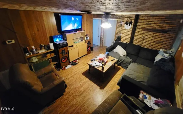 $208,000 | 279 Donald Broyles Road, Chuckey, TN 37641