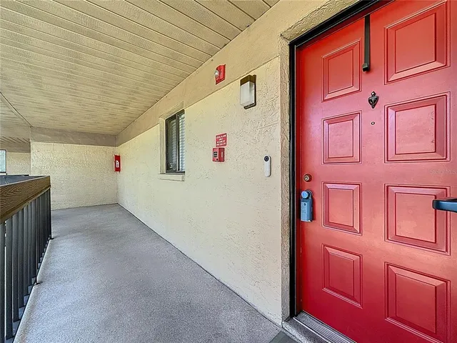 $169,900 | 2693 Sabal Springs Circle, Unit 206, Clearwater, FL 33761