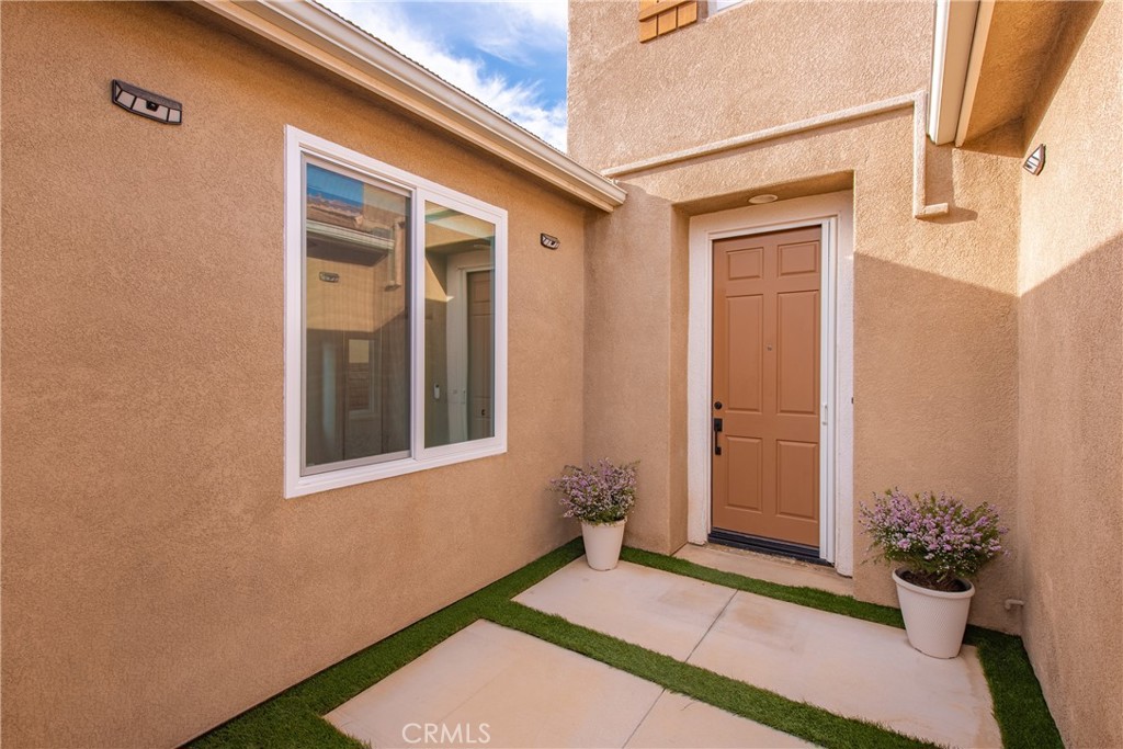 14431 Shawnee Street Moorpark, CA 93021 - Photo 3 of 73