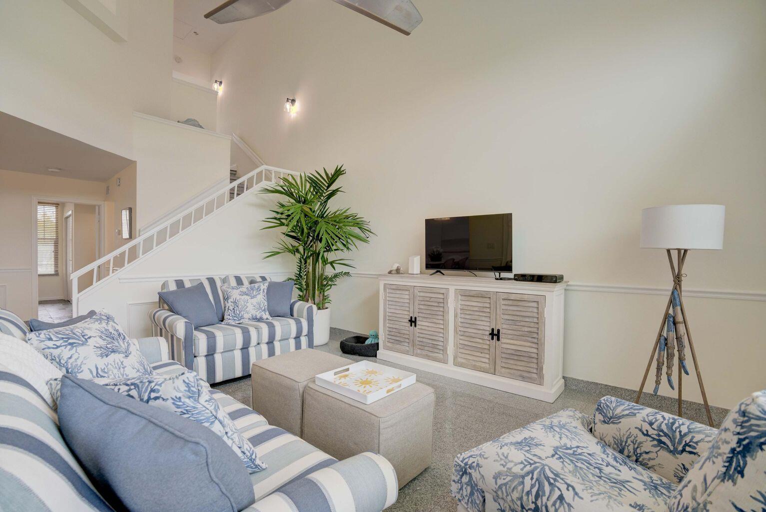 1906 Mainsail Circle Jupiter, FL 33477 - Photo 16 of 63 Living Room (3)