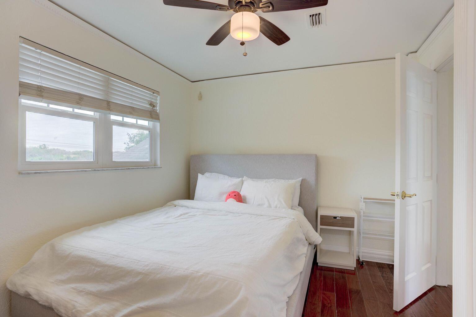 1906 Mainsail Circle Jupiter, FL 33477 - Photo 35 of 63 3rd Bedroom