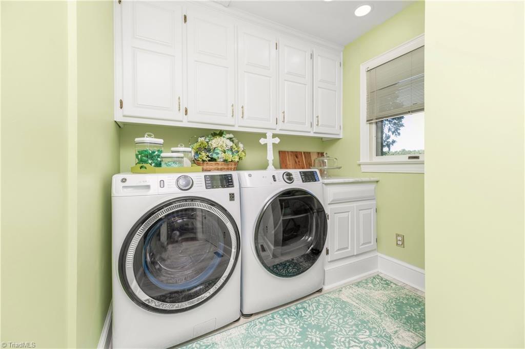 533 Crossingham Road Mount Airy, NC 27030 - Photo 18 of 50 Main Floor Laundry