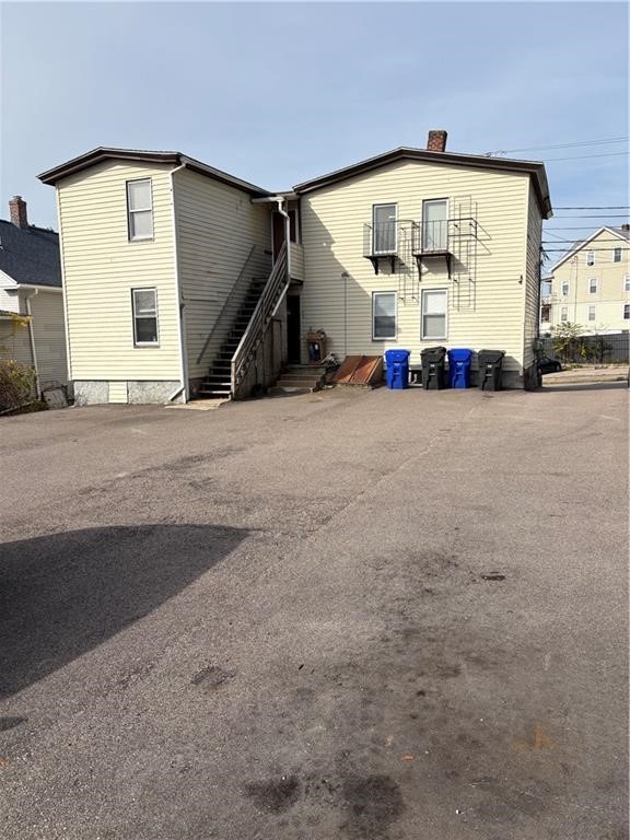 40 Roberts Street West Warwick, RI 02893 - Photo 2 of 11