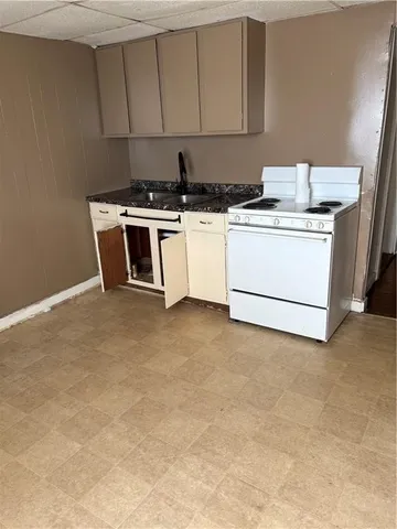 $479,900 | 40 Roberts Street, West Warwick, RI 02893