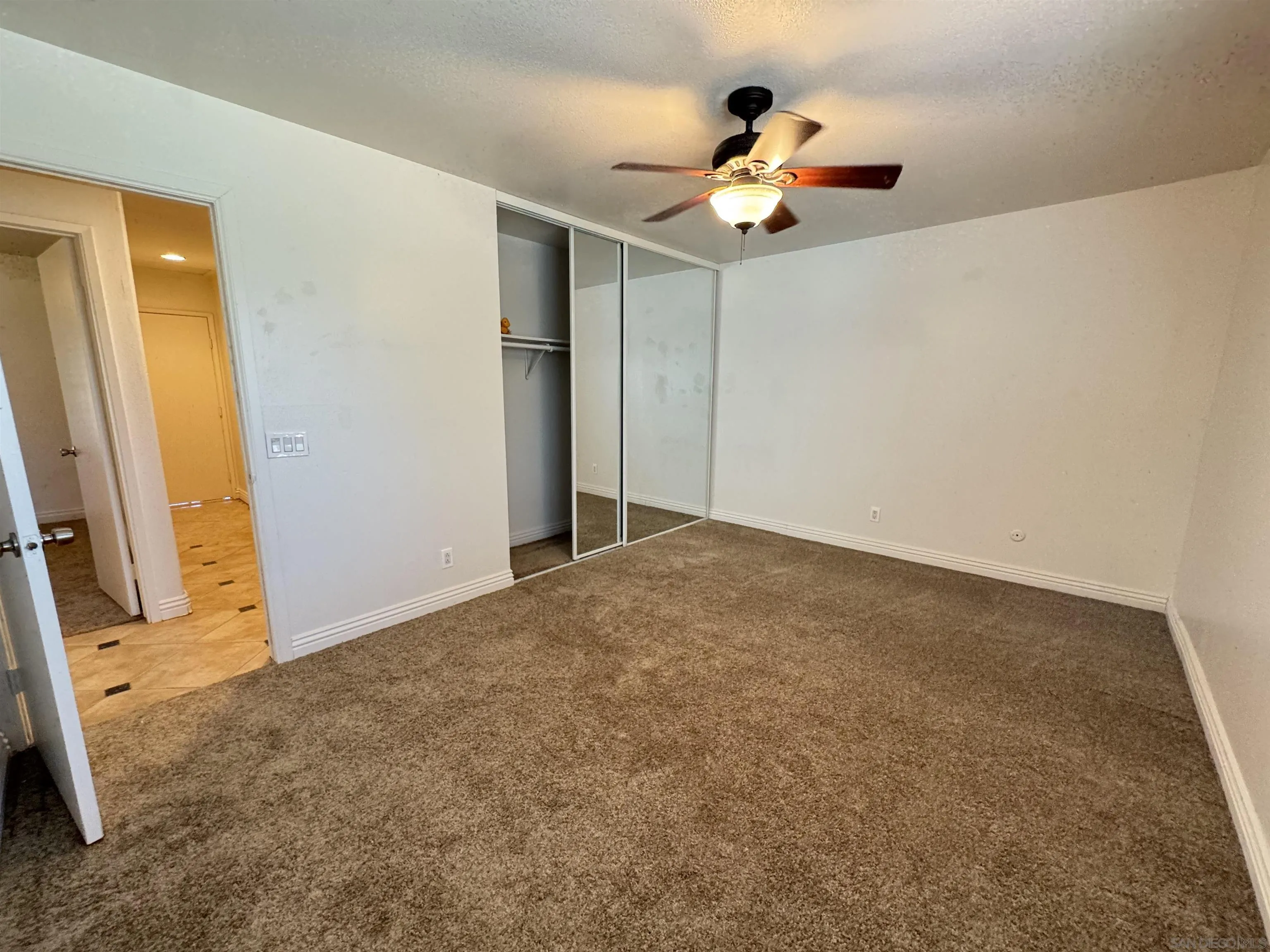 1531 View Pointe Avenue Escondido, CA 92027 - Photo 14 of 41 a view of livingroom and hardwood floor