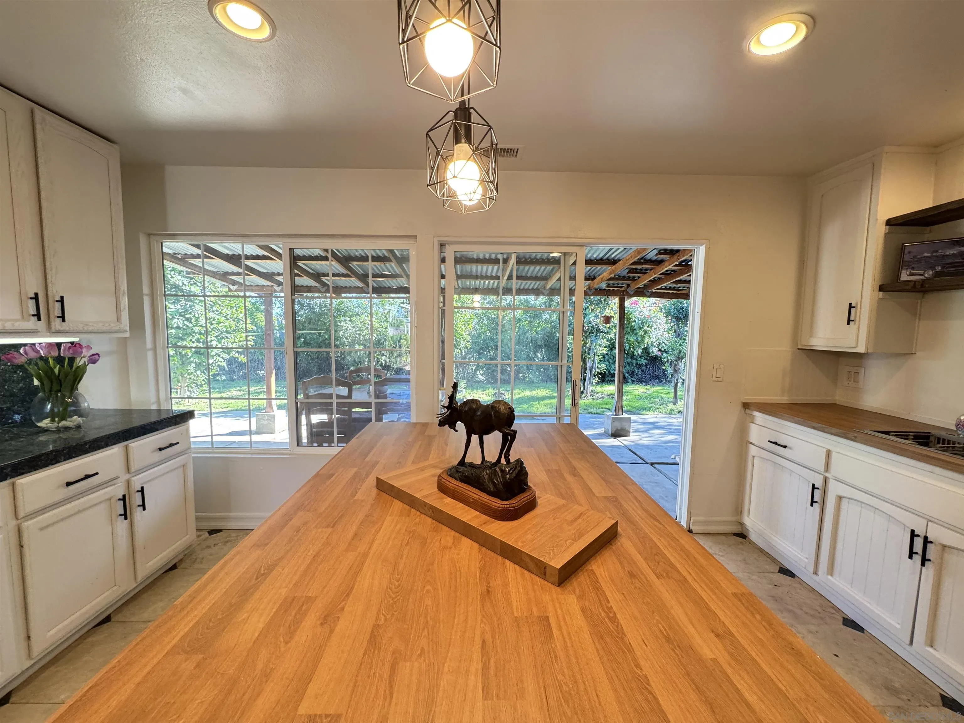 1531 View Pointe Avenue Escondido, CA 92027 - Photo 7 of 41