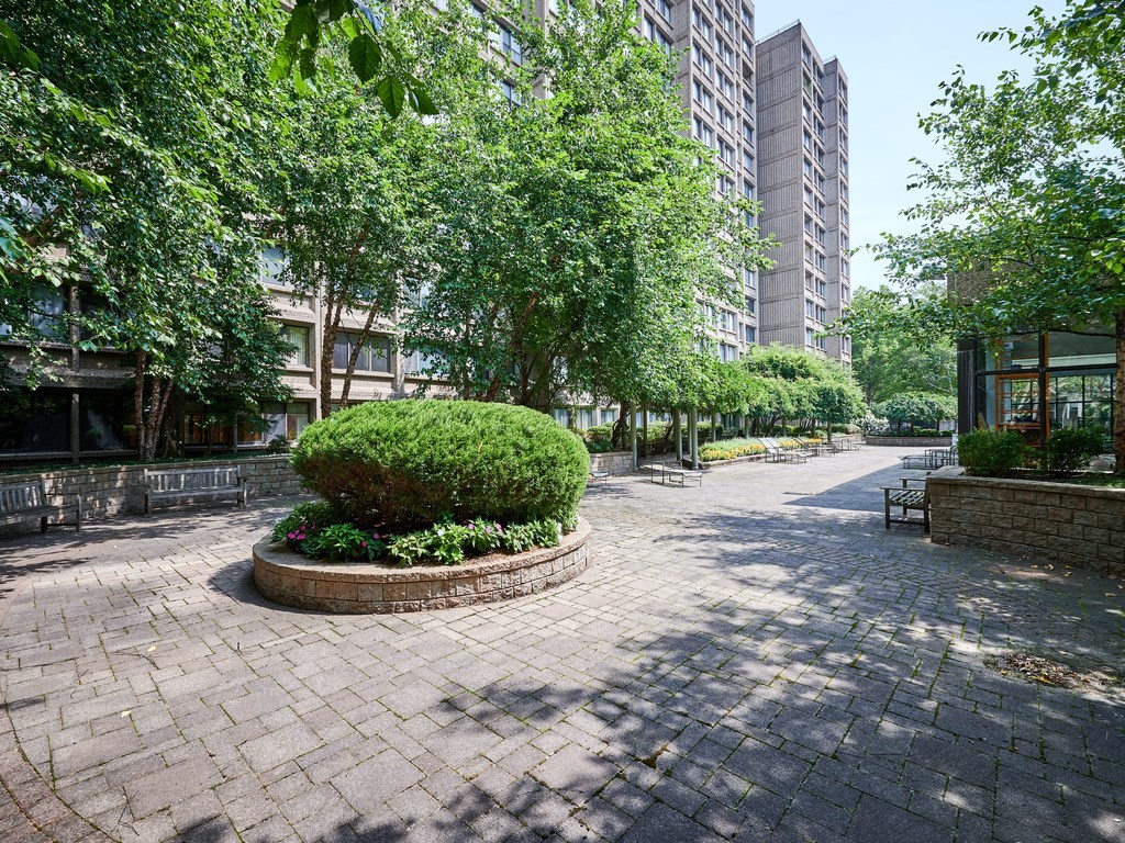 1731 Beacon Street, Unit 114 Brookline, MA 02445 - Photo 24 of 28