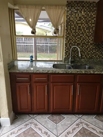 $3,800 | 6609 Arbor Drive, Miramar, FL 33023