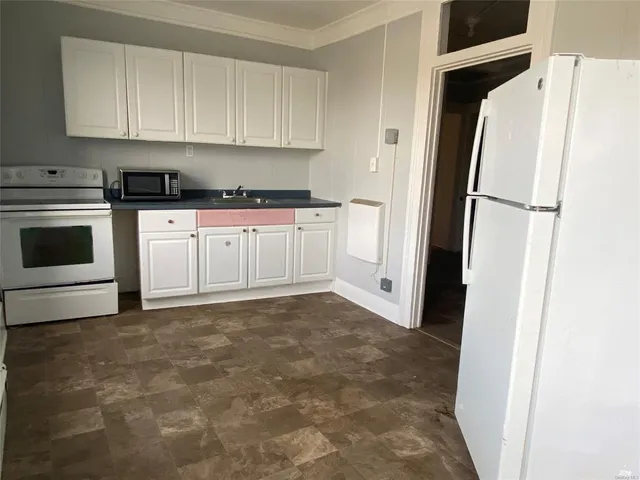 $1,500 | 35 Main Street, Walden, NY 12586