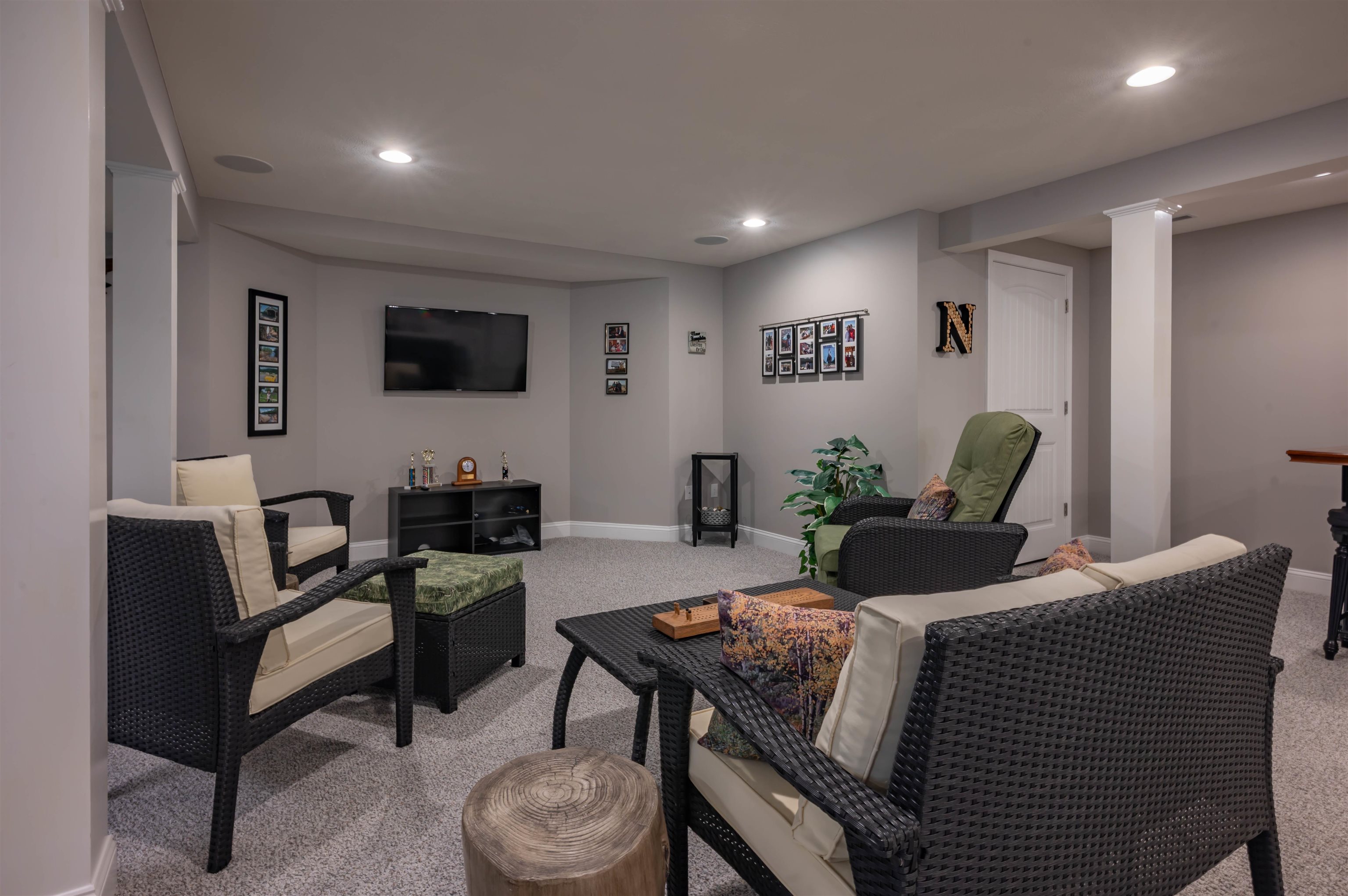 9 Pilgrim Circle Nashua, NH 03063 - Photo 35 of 57