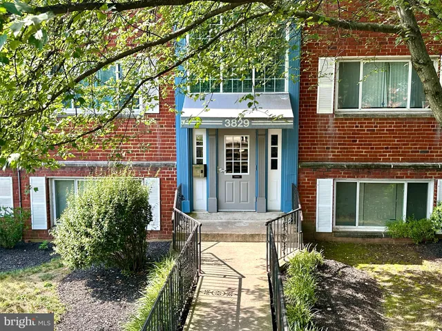 $175,000 | 3829 Hamilton Street, Unit E301, Hyattsville, MD 20781