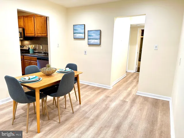 $175,000 | 3829 Hamilton Street, Unit E301, Hyattsville, MD 20781