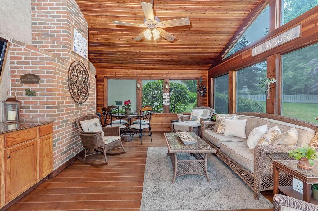 880 Riva Ridge Boulevard Gahanna, OH 43230 - Photo 40 of 79 SCREENED PORCH