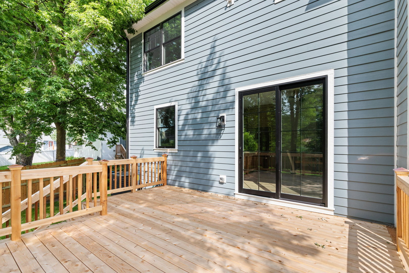 110 South Lorraine Road Wheaton, IL 60187 - Photo 35 of 40 a view of a house with a porch