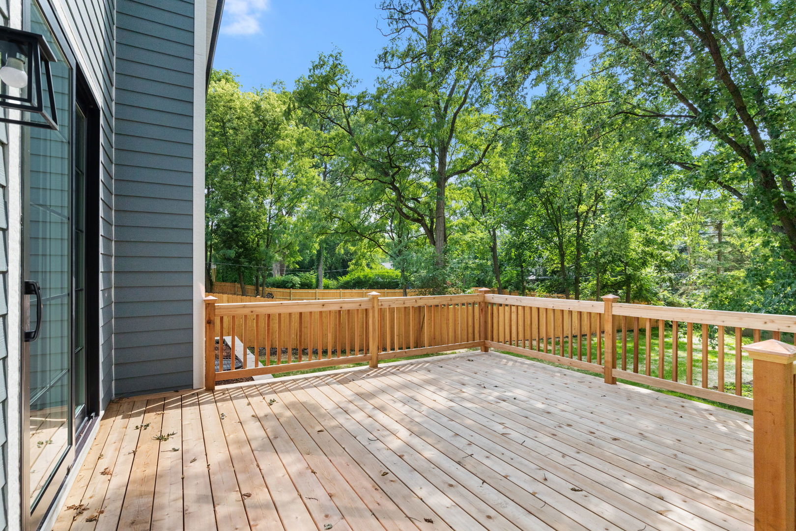110 South Lorraine Road Wheaton, IL 60187 - Photo 36 of 40 a view of balcony with wooden floor