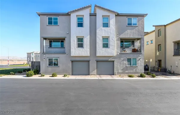 $2,100 | 7030 Spicy Merlot Street, North Las Vegas, NV 89086