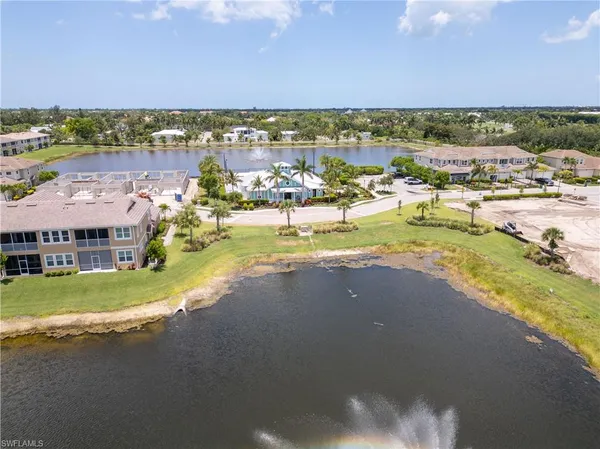 $2,650 | 4551 Arboretum Circle, Unit 202, Naples, FL 34112