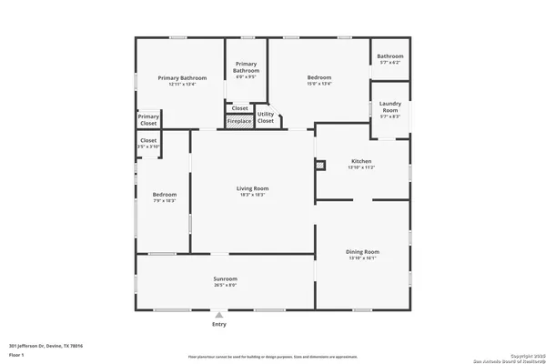 $199,000 | 301 Jefferson Drive, Devine, TX 78016