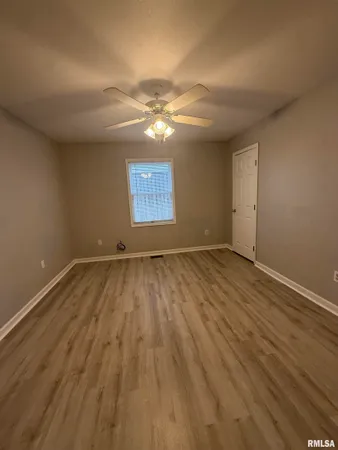 $1,600 | 212 Eagle Ridge Drive, Chatham, IL 62629