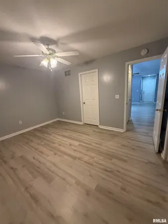 $1,600 | 212 Eagle Ridge Drive, Chatham, IL 62629