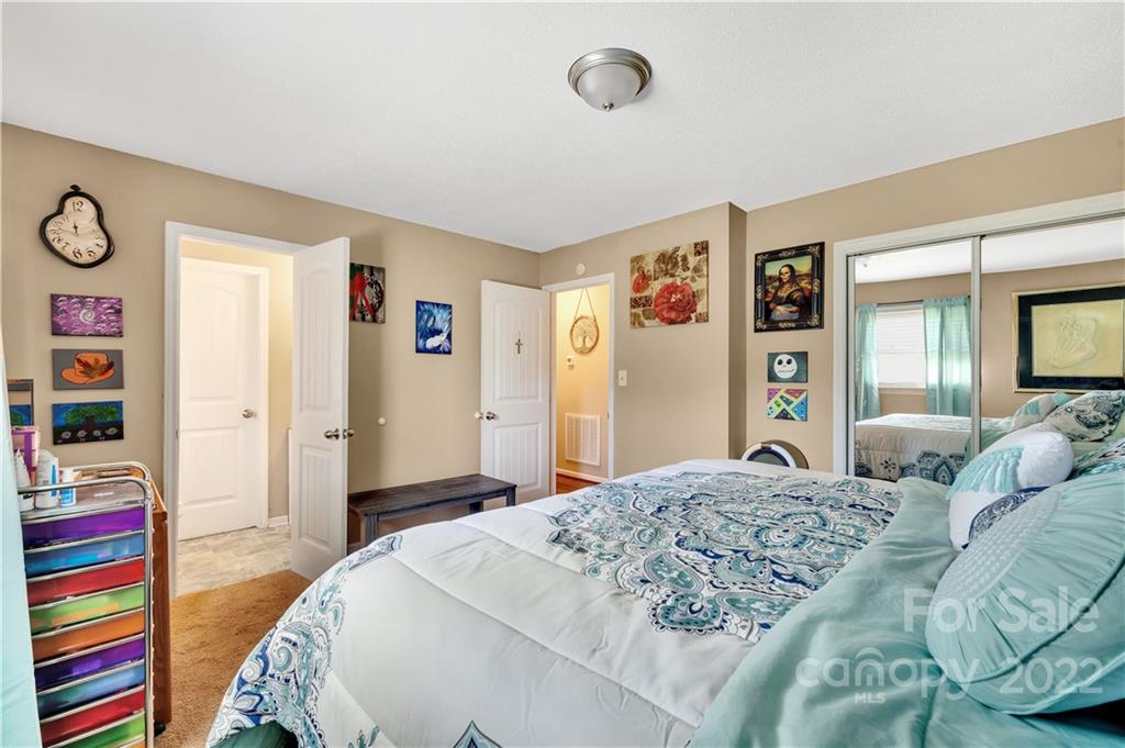 3510 Havenwood Road Dallas, NC 28034 - Photo 13 of 22 Gallery Image 13