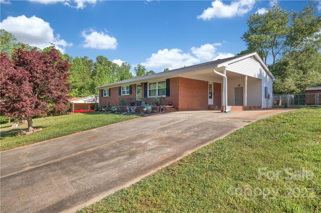 3510 Havenwood Road Dallas, NC 28034 - Photo 4 of 22 Gallery Image 4