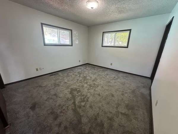 $189,000 | 903 East Roosevelt Avenue, Riverton, WY 82501