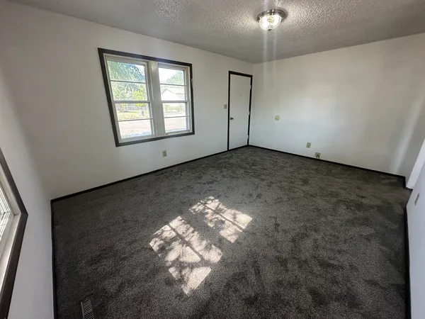 $189,000 | 903 East Roosevelt Avenue, Riverton, WY 82501