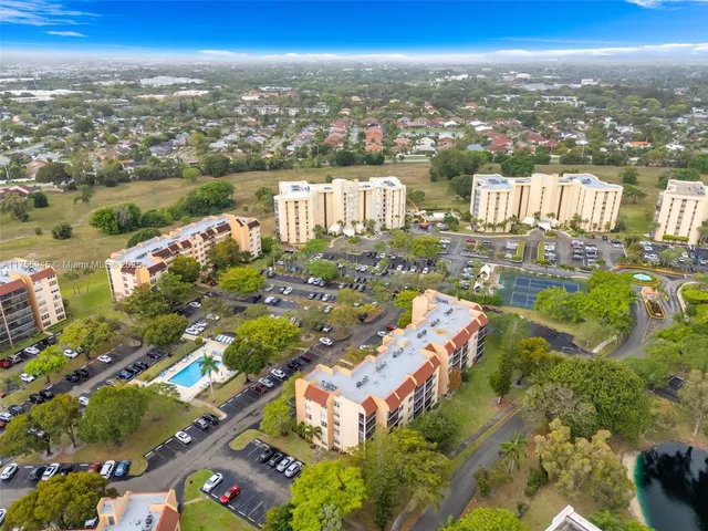 $145,000 | 7080 Environ Boulevard, Unit 226, Lauderhill, FL 33319