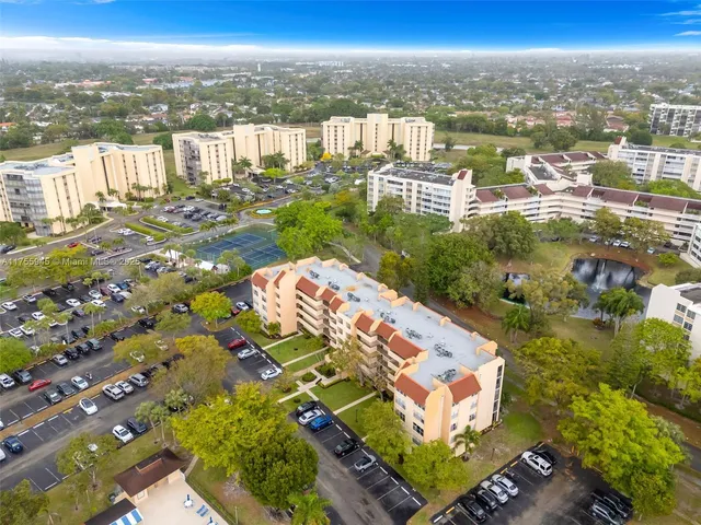$145,000 | 7080 Environ Boulevard, Unit 226, Lauderhill, FL 33319