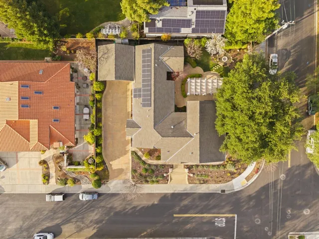 $4,149,000 | 15681 Camino Del Cerro, Los Gatos, CA 95032