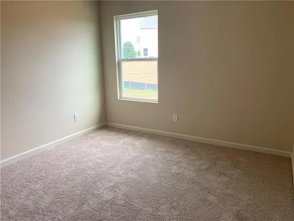 $1,950 | 960 Walnut Creek Circle, Pendergrass, GA 30567
