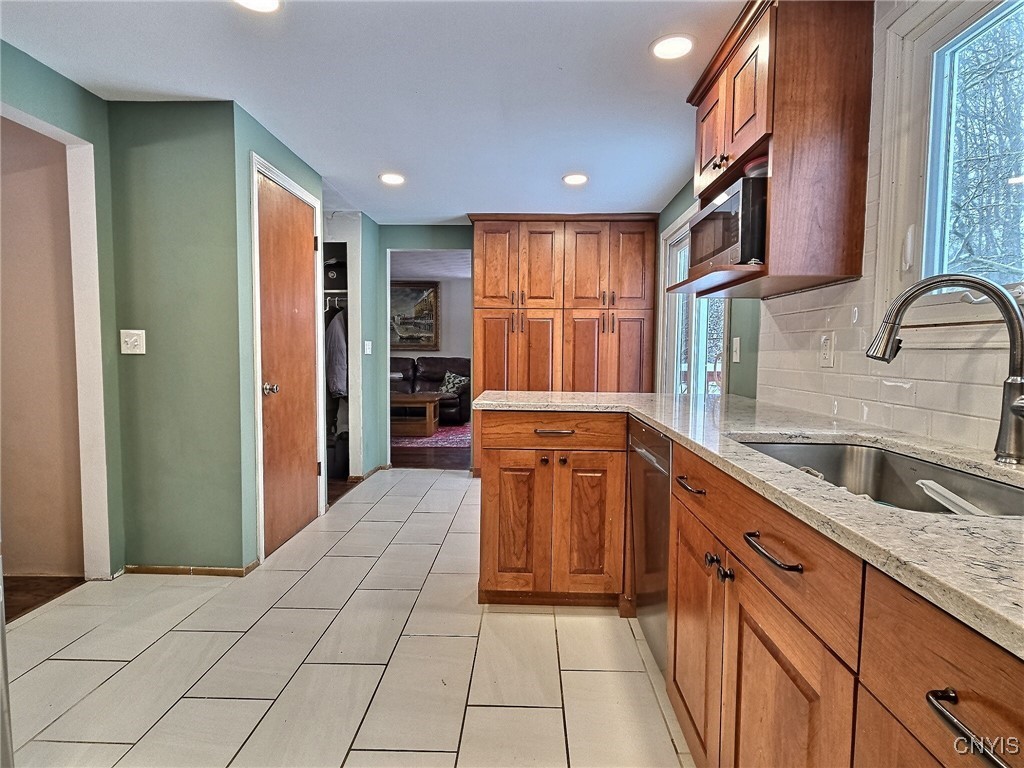 4815 Williamson Road Marion, NY 14505 - Photo 16 of 34