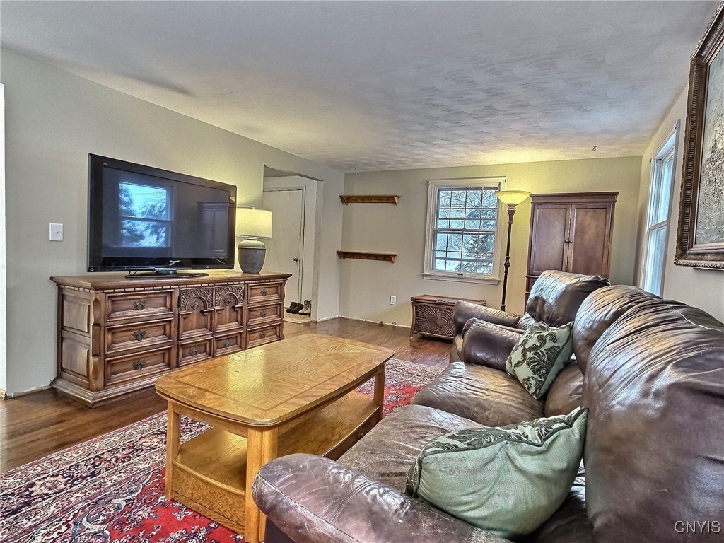 4815 Williamson Road Marion, NY 14505 - Photo 7 of 34