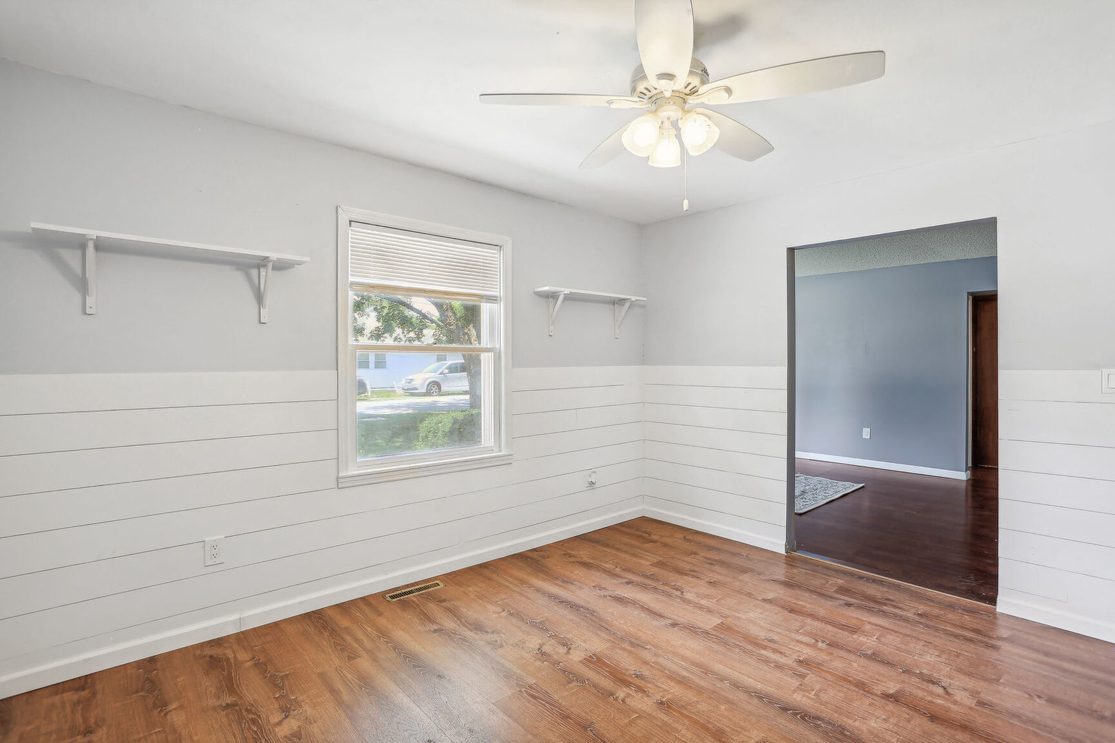 415 South Ridge Street Arcola, IL 61910 - Photo 8 of 24 Gallery Image 8