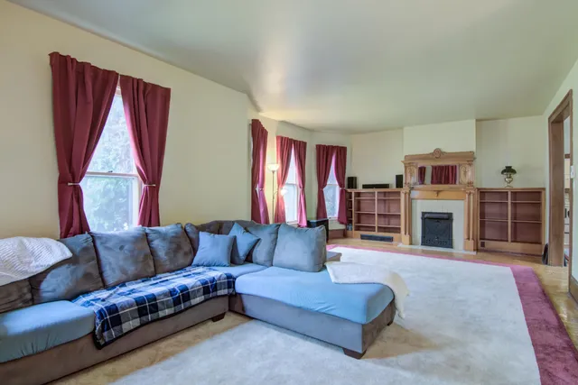 $280,000 | 324 Coleman Street, Chippewa Falls, WI 54729