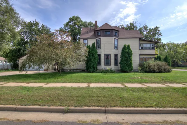 $280,000 | 324 Coleman Street, Chippewa Falls, WI 54729