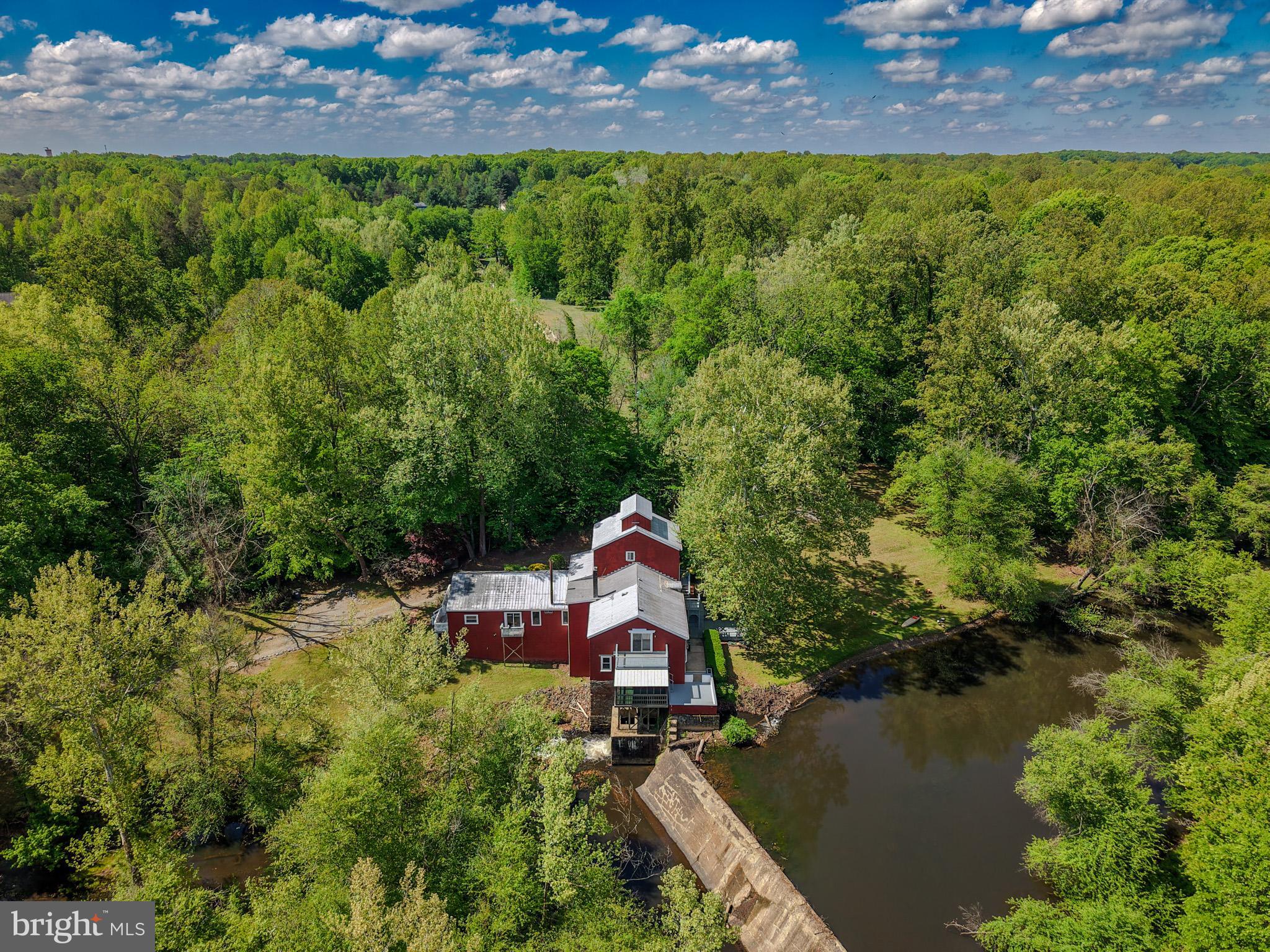 6908 South Roxbury Mill Road Spotsylvania, VA 22551 - Photo 5 of 94 Located on the scenic Po River