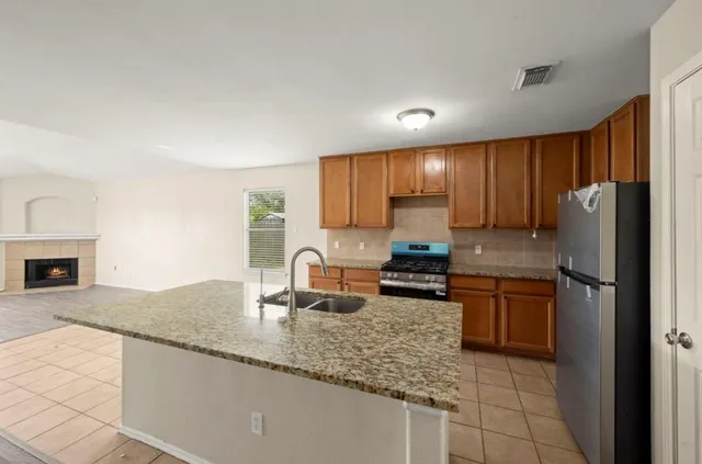 $2,800 | 21618 Borah Peak Way, Katy, TX 77449