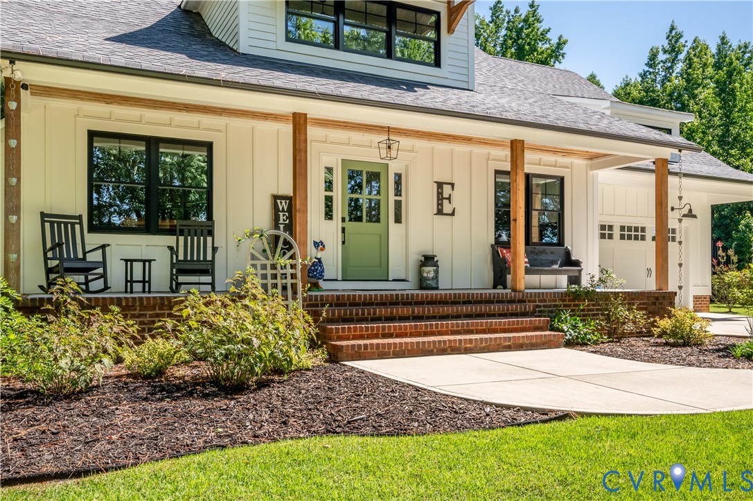 6306 Hickory Road Petersburg, VA 23803 - Photo 3 of 32
